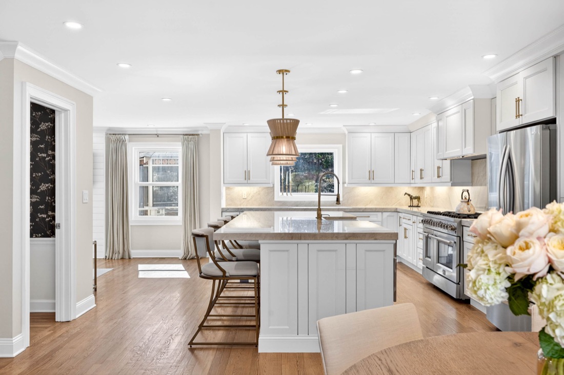 Interior of a home represented by Tatum McCurdy