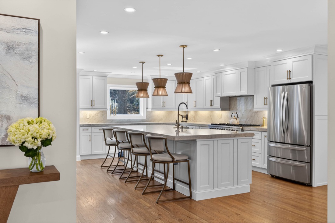 Interior of a home represented by Tatum McCurdy